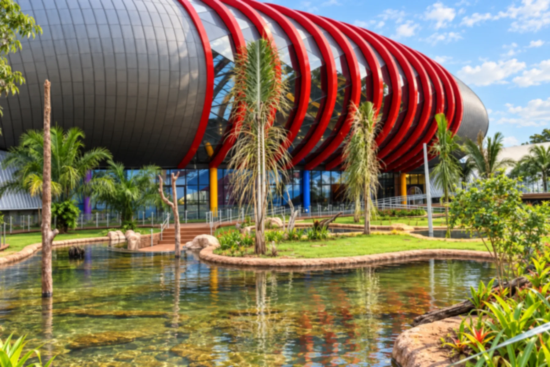 Bioparque Pantanal, arquitetura e área externa.