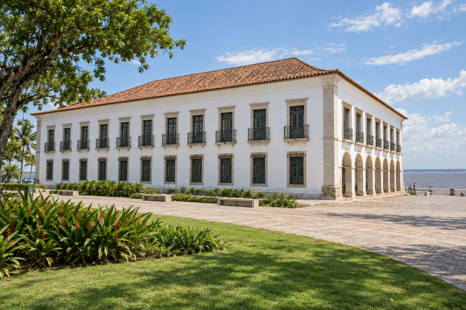 Forte do Presépio e Casa das Onze Janelas