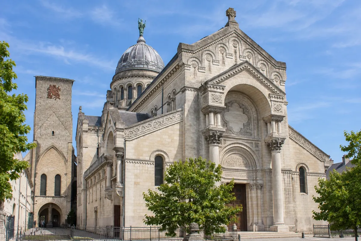 Basilique Saint-Martin de Tours