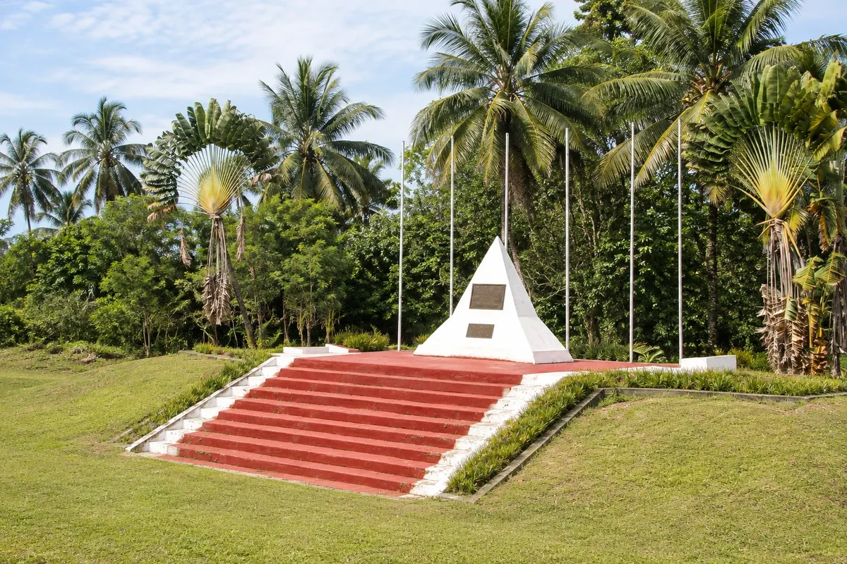 Cabo Wom