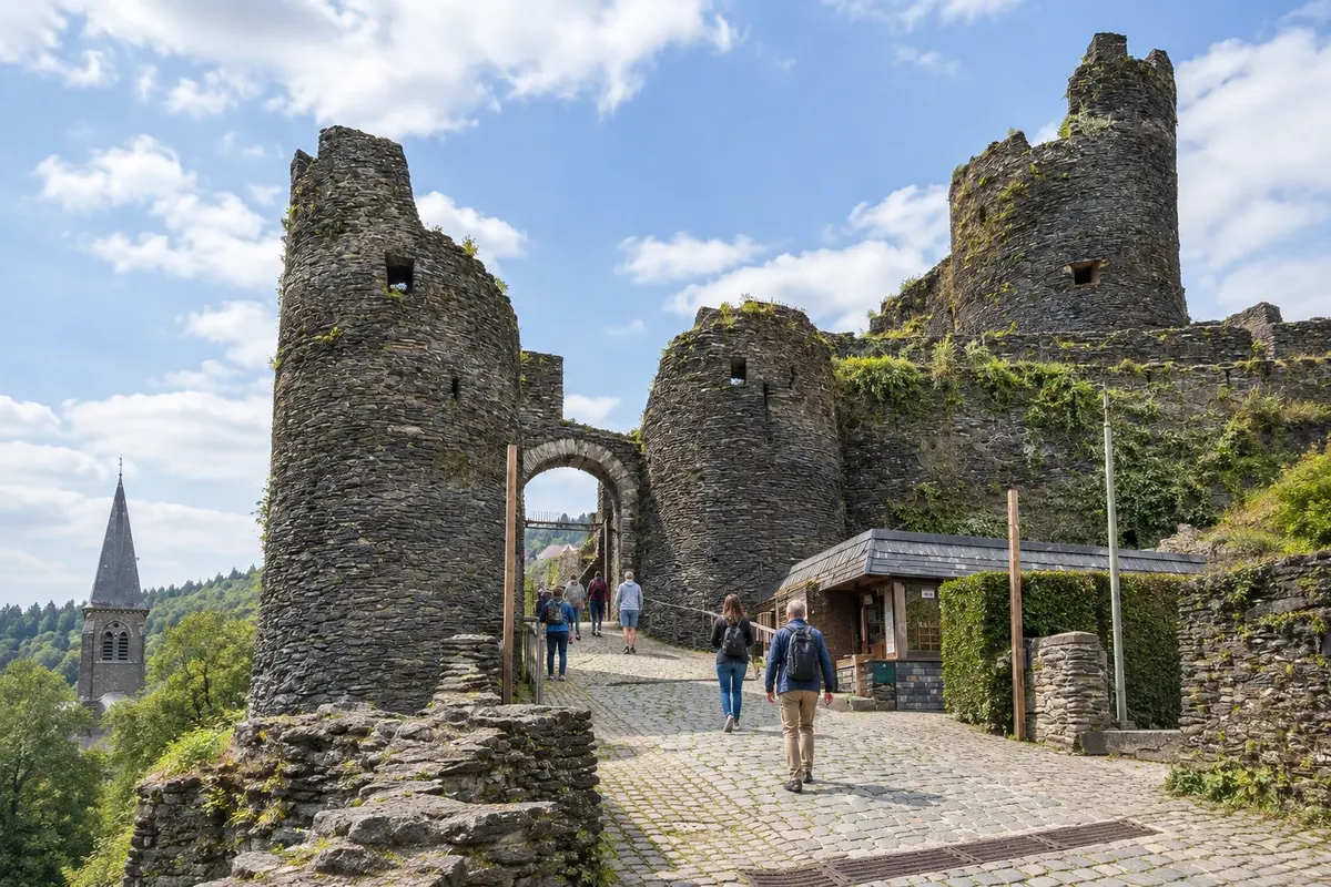 Château féodal de La Roche
