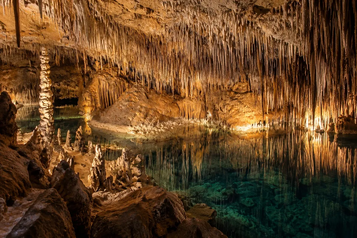 Coves del Drach