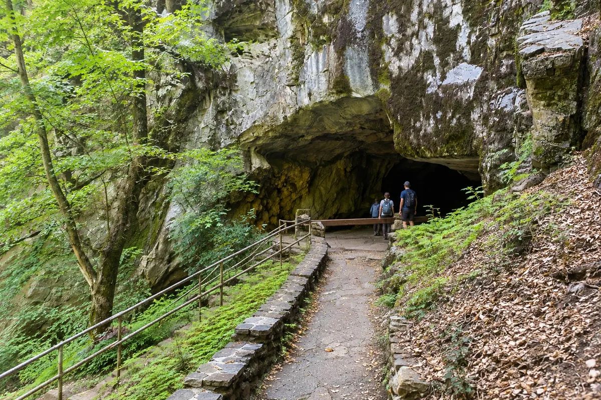 Crystal Cave
