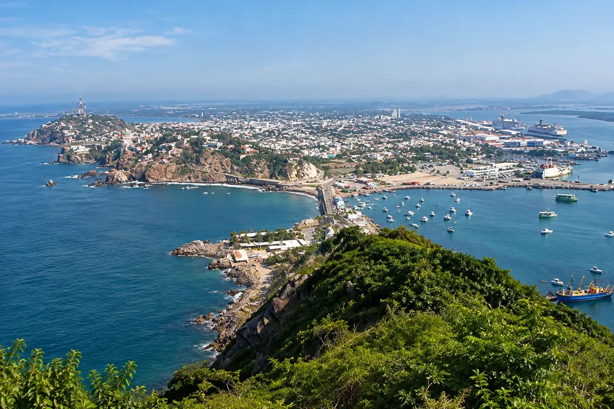 Faro de Mazatlán (Cerro del Crestón)
