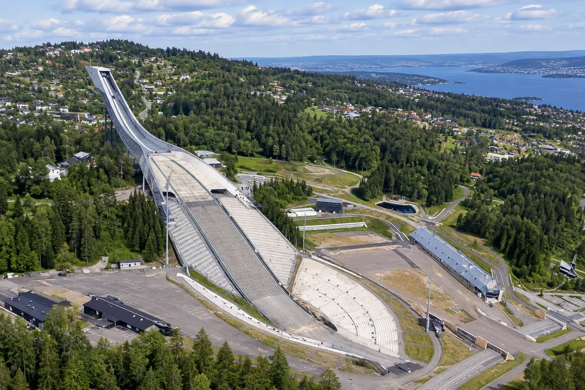 Holmenkollbakken