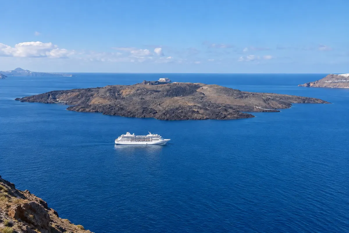 Nea Kameni e Palea Kameni
