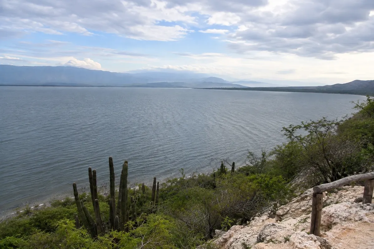 Parque Nacional Lago Enriquillo e Isla Cabritos