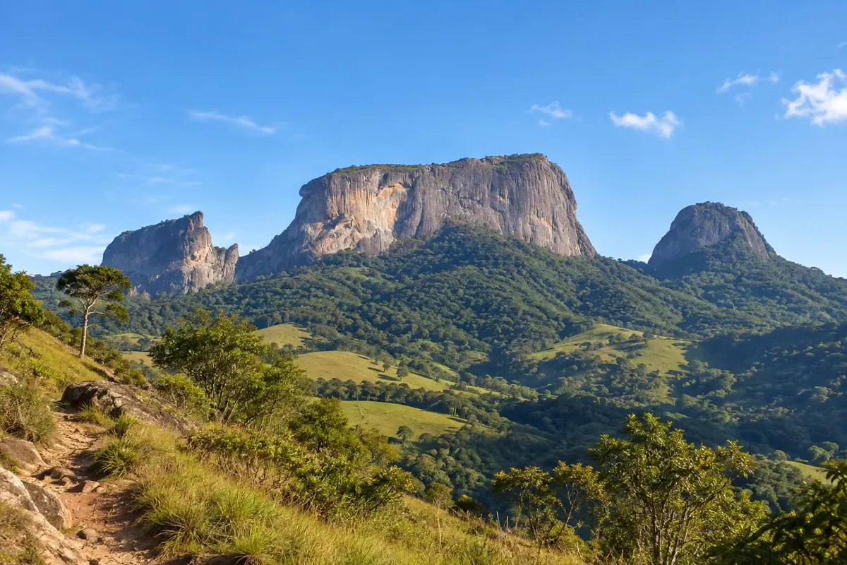 Pedra do Baú