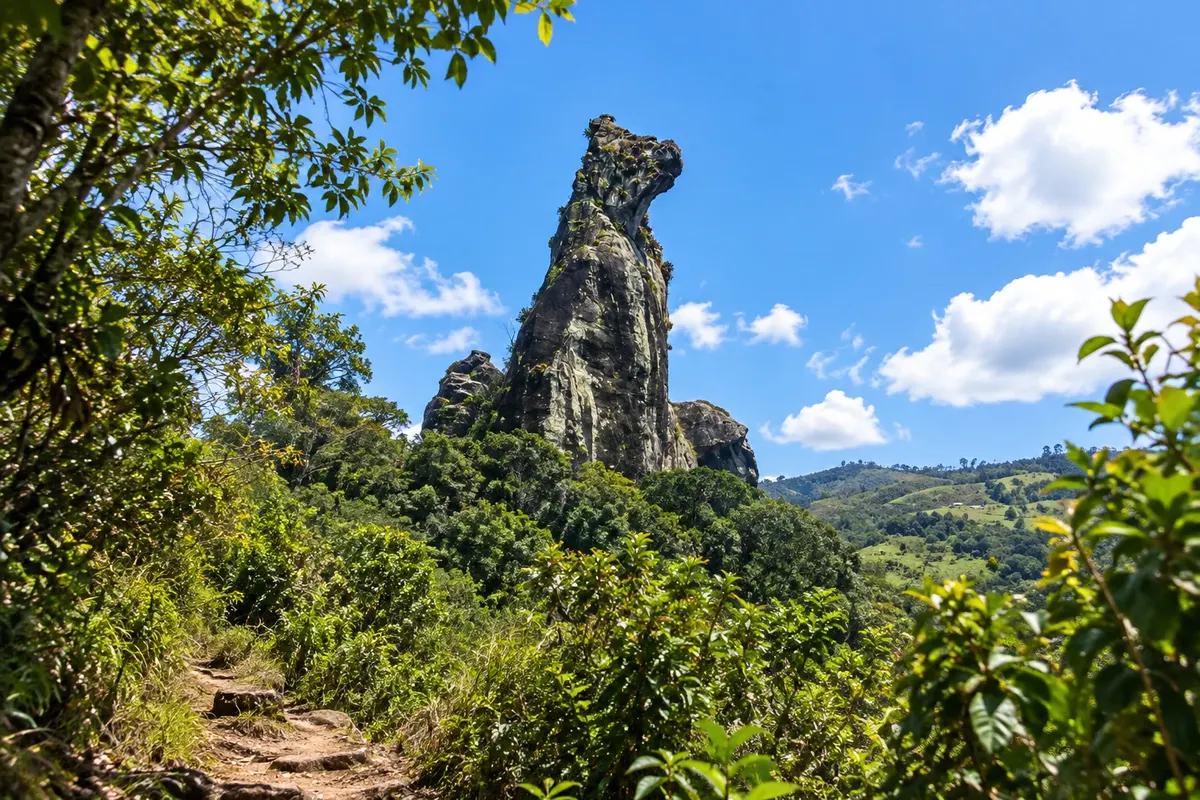 Pedra do Cão Sentado
