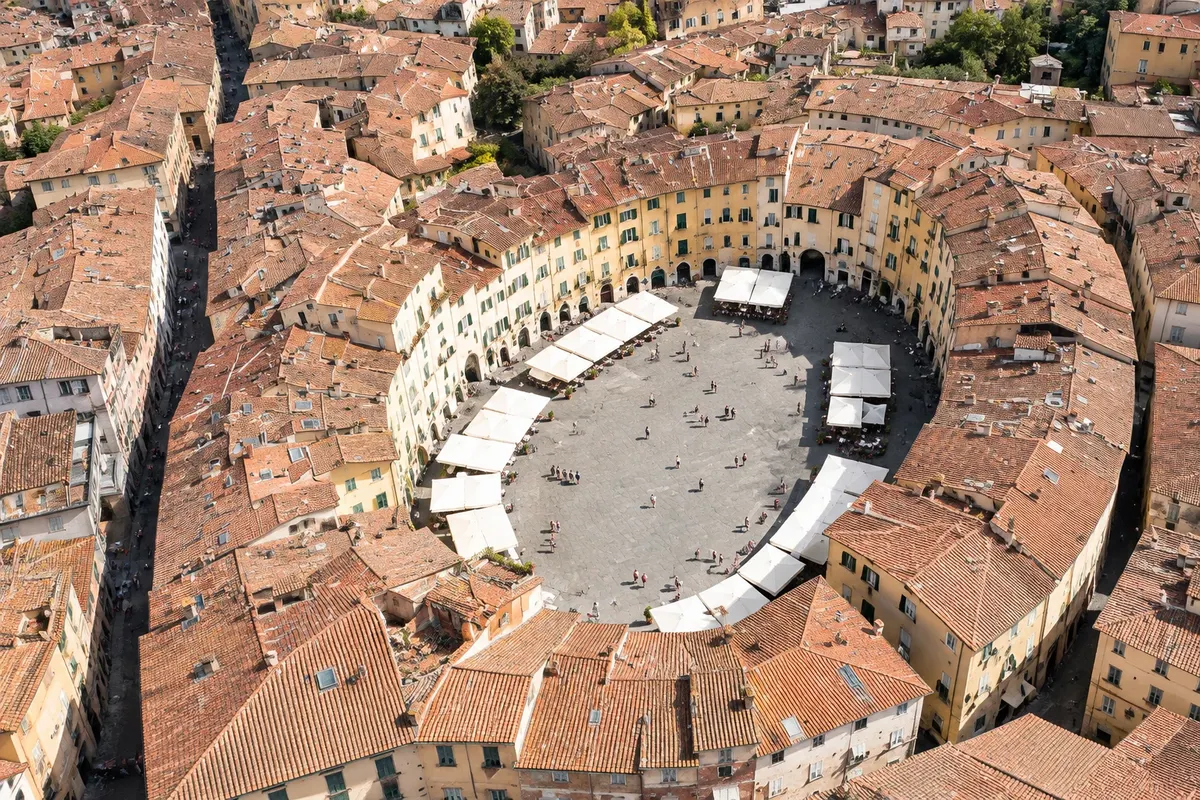 Piazza dell'Anfiteatro