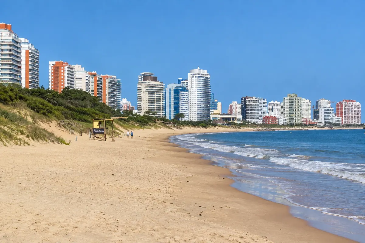 Playa Mansa