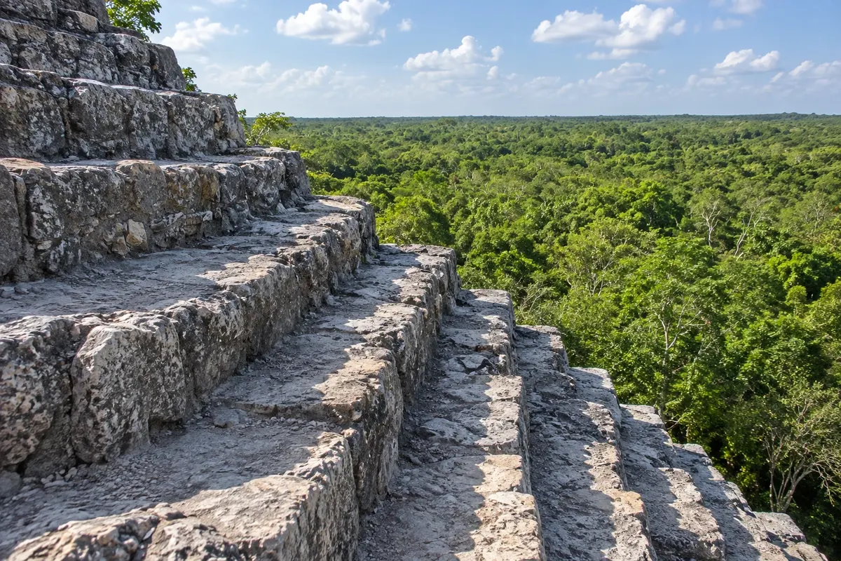 Zona Arqueológica de Cobá