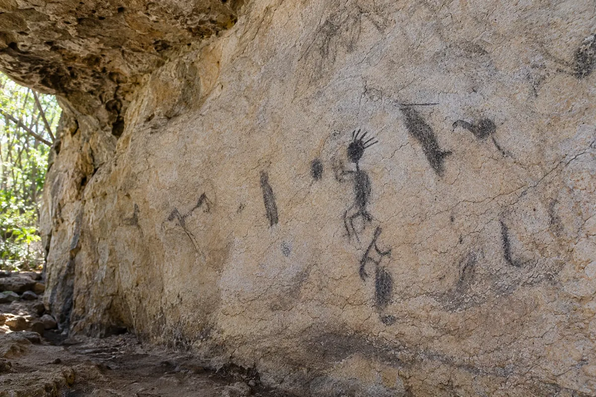 Pinturas rupestres nas Cuevas del Pomier (San Cristóbal)