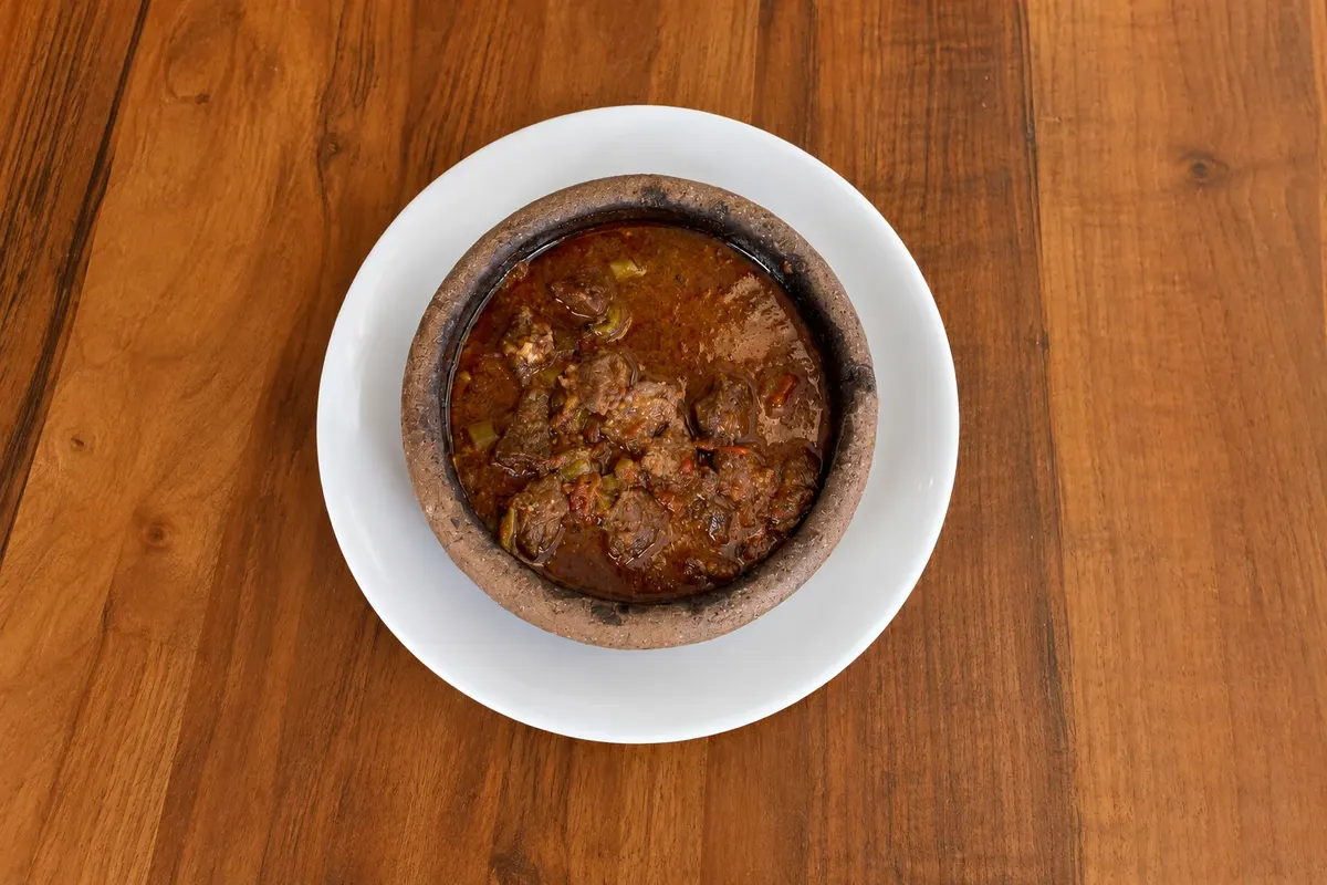 Nevşehir testi kebabı — Nevşehir, Turquia