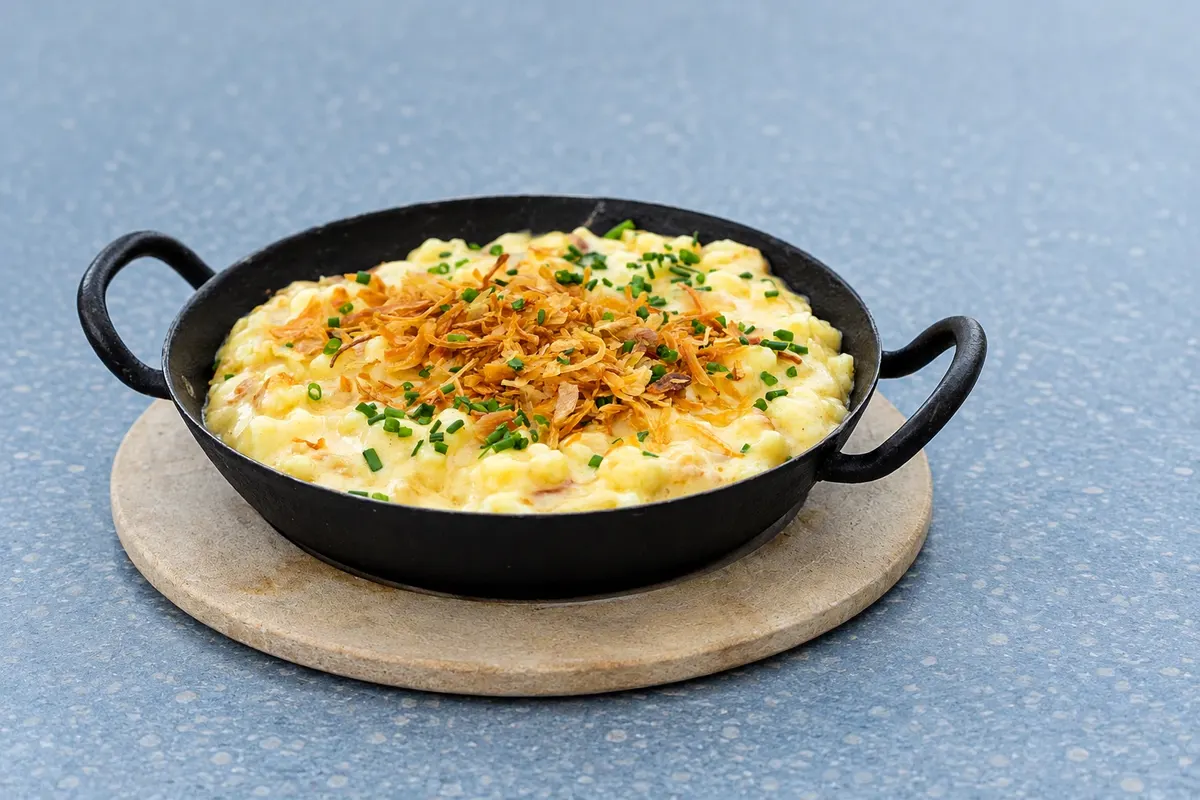 Vorarlberger Kässpätzle — Vorarlberg, Áustria